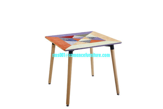 Vente à chaud MDF haut, bois de hêtre jambe table à manger T-07