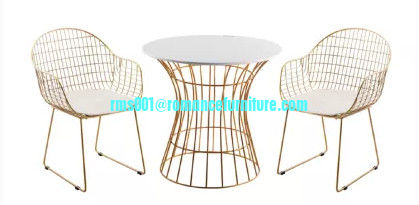 Chaise de repos en métal avec coussin TX004