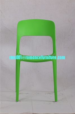 simple design coloré en plastique chaise empilable loisirs PC602