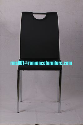 Chaise de salle à manger en cuir souple finition chromée à 4 pieds C1623