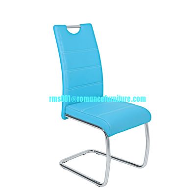 Chaise de salle à manger C5022 avec pieds chromés/siège en PU