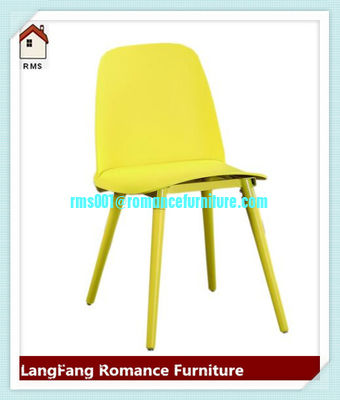 Chaise en plastique de design moderne Chaise extérieure Chaise de loisirs colorée PC675