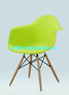Chaise en plastique de design moderne, chaise d'extérieur, chaise de loisirs PC082