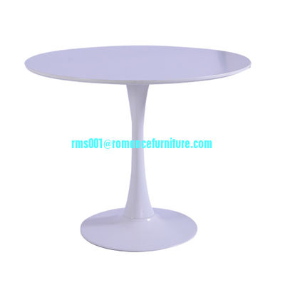 Table de salle à manger T1704, plateau en MDF à succès, pieds en bois