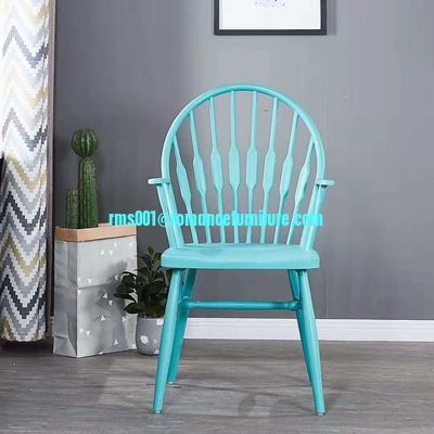 chaise de salle à manger PC952