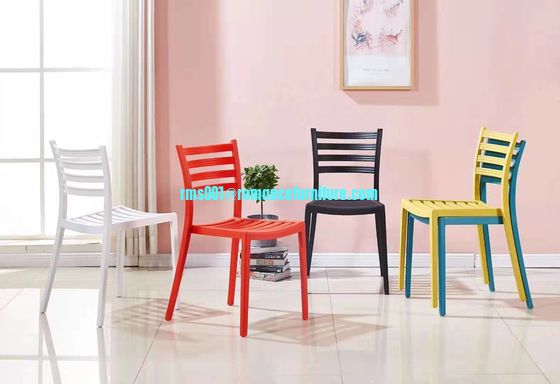 Chaise de banquet, chaise de mariage avec PP, couleurs différentes, chaise Chiavari, chaise Tiffany PC955